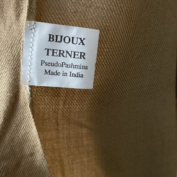 Camel Colored Pashmina - Picture 4 of 5